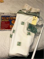 SHOWER CURTAIN W/HOOKS AND LINER