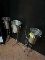 SS ICE BUCKET W STAND