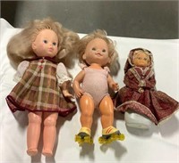 3 dolls