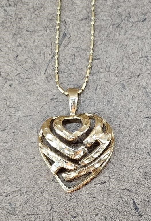 14kt Gold Heart Pendant Necklace 4.19g