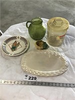 PITCHER, SERVING TRAY, PLATE