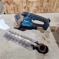 Makita 18V Hedge Trimmer tool only