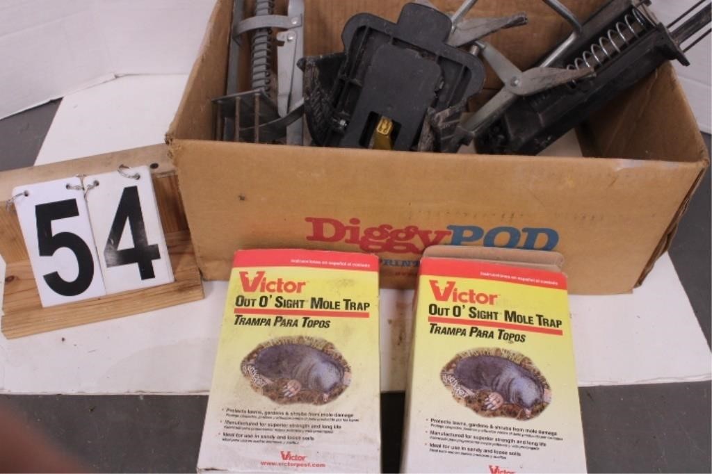 Box Of 6 Mole Traps