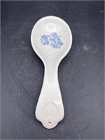 Pfaltzgraff Yorktowne Spoon Rest