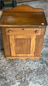 Small Early Washstand