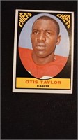 1967 Topps Otis Taylor #73