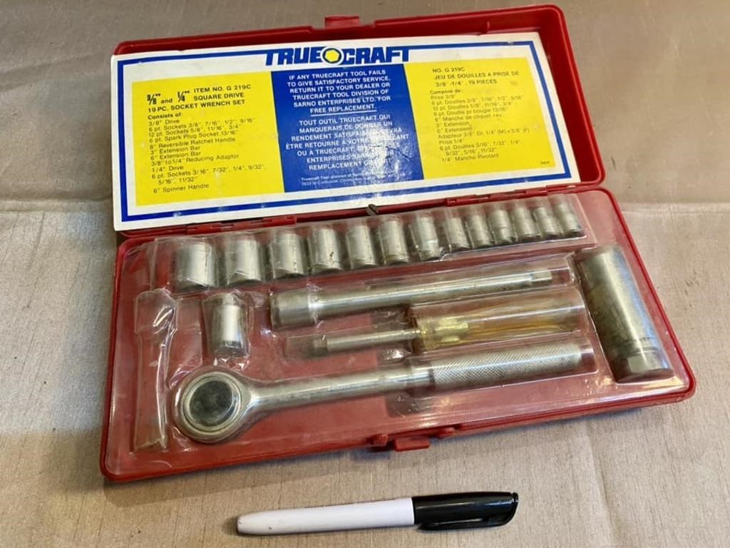 TOOL SET IN RED CASE