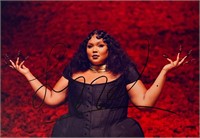 Autograph COA Lizzo Photo