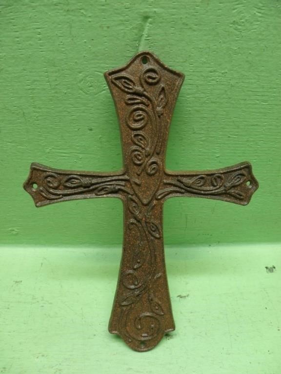 12" Hanging Metal Cross