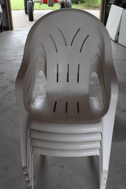 4 Plastic Outdoor Chairs