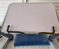 F5) Laptop holder