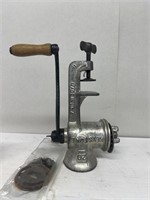 Keystone meat grinder