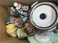 BOX OF MIXED CHINA INCLUDES: