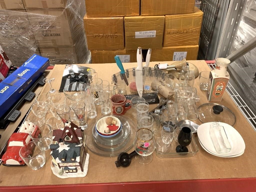 Assorted glassware and decor.