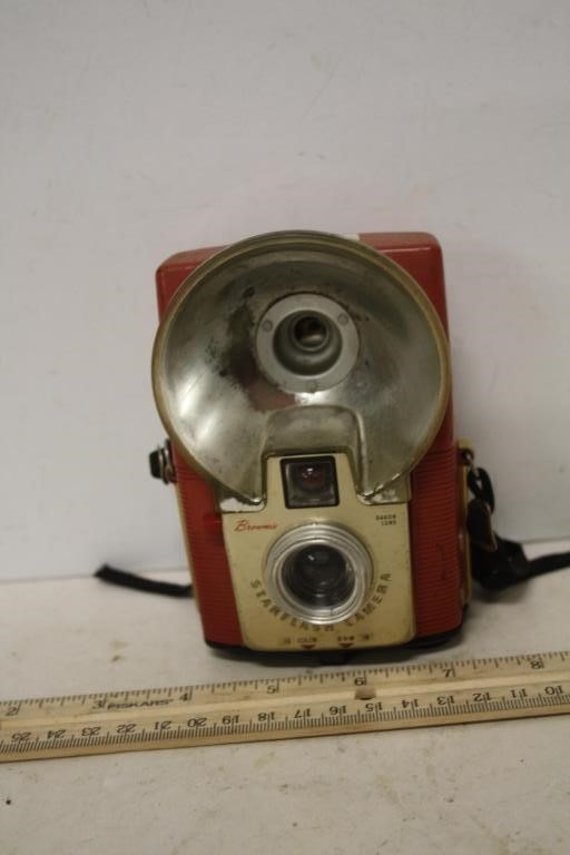 Brownie Starflash Camera w/Dakon Lens