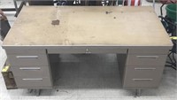 Steel master art steel company desk length:60 in