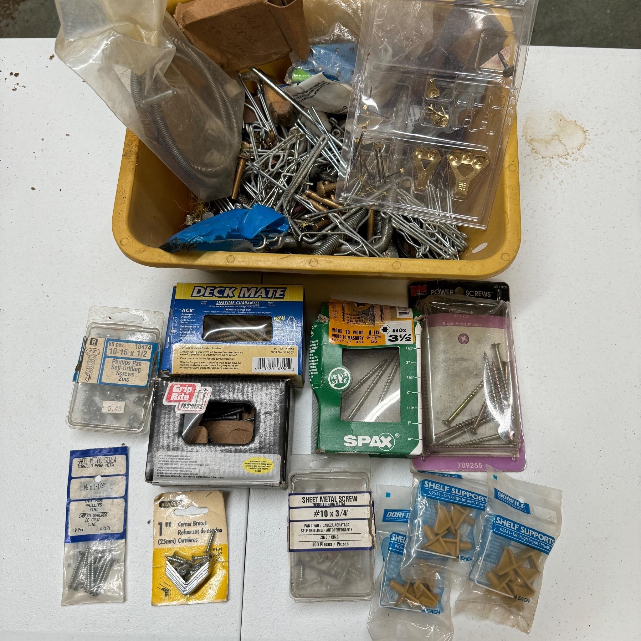 Packaged and loose screws & hardware (WS)