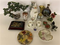 Chinese & Japanese Porcelain and Art Glass