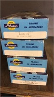 4 HO train kits