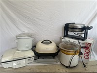 Rival Crock Pot, (2) Crock Pots, Hamilton Beach