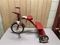 Radio Flyer Bigger Tricycle Retro Red