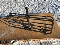 Cargo carrier with hitch