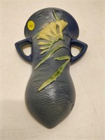 roseville pottery #1296 8" wall pocket