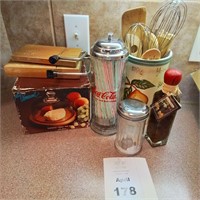 Assorted Kitchen items. See pictures.
