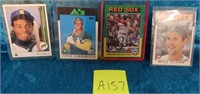 11 - LOT OF COLLECTIBLE BASEBALL CARDS (A157)