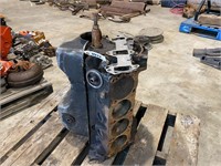 Ford Short Block 8 Cylinder Motor