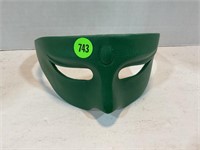 Green DC comics mask