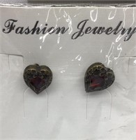 OF) HEART SHAPED EARRINGS