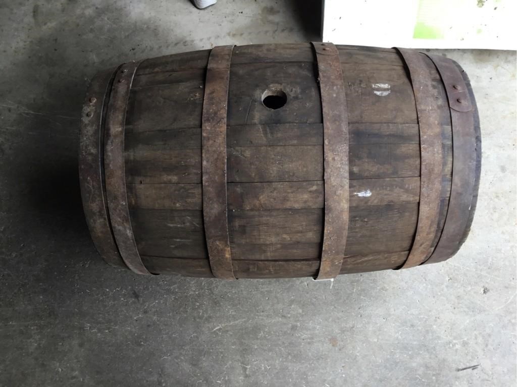 Wooden barrel