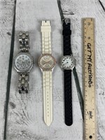 Lot of (3) Women’s Wrist Watches