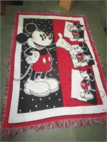 MICKEY MOUSE THROW