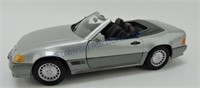 1989 Mercedes Benz 500 SL 1/18 die cast car,
