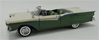 1957 Ford Fairlane 500 1/24 die cast car,
