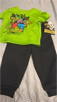 C11) NEW TMNT 12-18m outfit 
no issues smoke