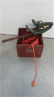HEDGE TRIMMER + EXTENSION CORD