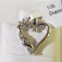 $700 10K Diamond(0.12ct) Pendant