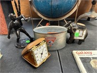 LOT OF MIXED ITEMS TRAVEL CLOCK / MORE