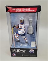 Wayne Gretzky Collector's Edition Figure