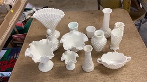 Decorative vases, decorative dishes