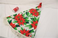 60" Round Christmas Poinsettia Tablecloth