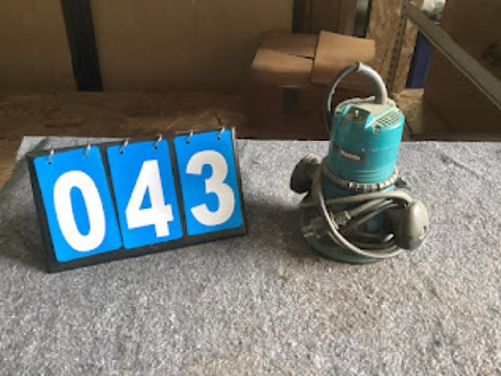 Makita router Model 3606