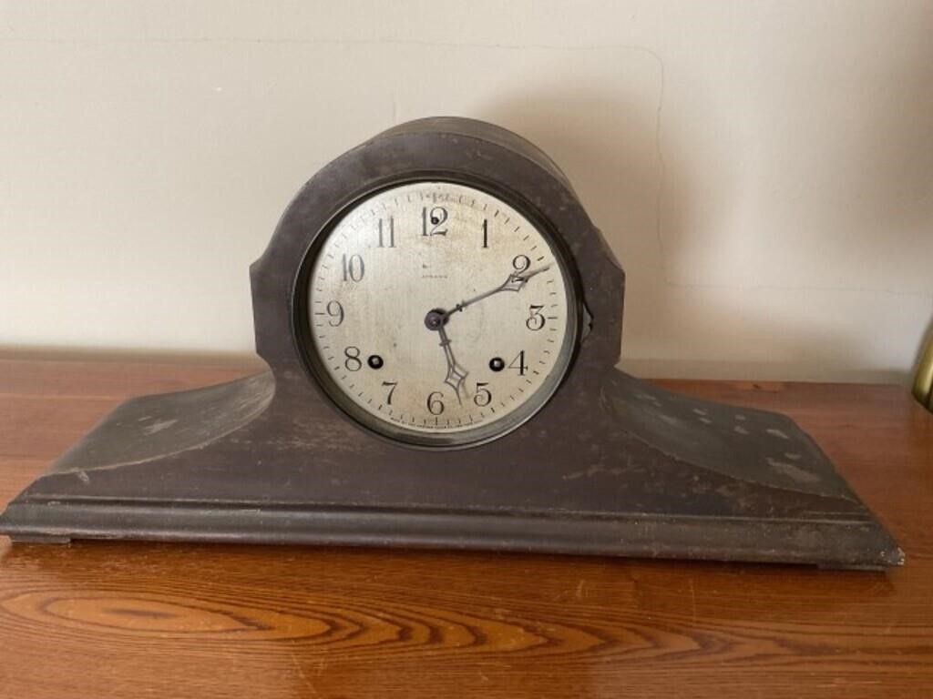 Mantle Clock