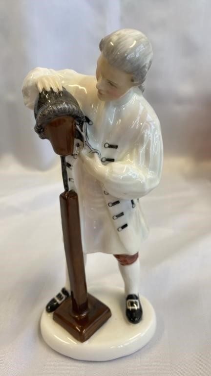 Royal Doulton figurine the wig maker