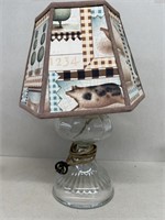 Table lamp with farm animal scenery lampshade