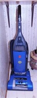 Hoover wind tunnel upright vacuum w/ attachments