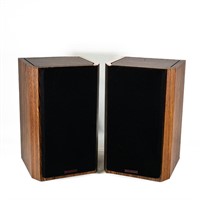 (2) BIC Venturi V62 Bookshelf Speakers